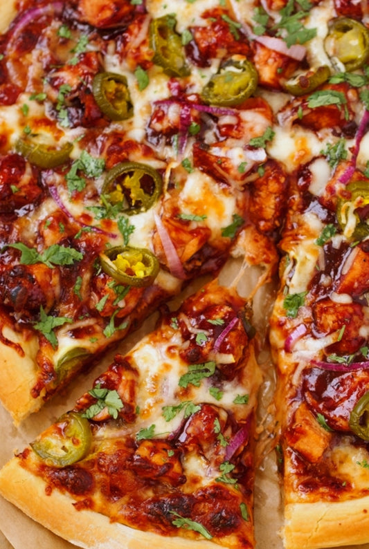 Spice Up Your Pizza Night with Granddaddy’s Spicy BBQ Chicken Pizza 🍕